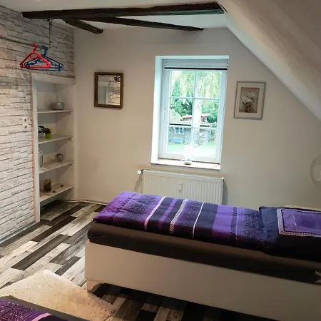 Apartmán Schoenes Messe-ferien Mit Vielen Extras Broeckel