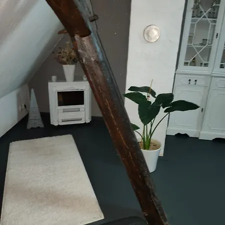 Apartmán Schoenes Messe-ferien Mit Vielen Extras Broeckel