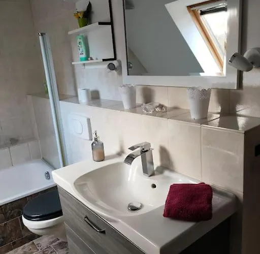 דירה Schoenes Messe-ferien Mit Vielen Extras